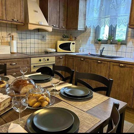 דירות Cherronisos  Diavrouxas House In Sifnos מראה חיצוני תמונה