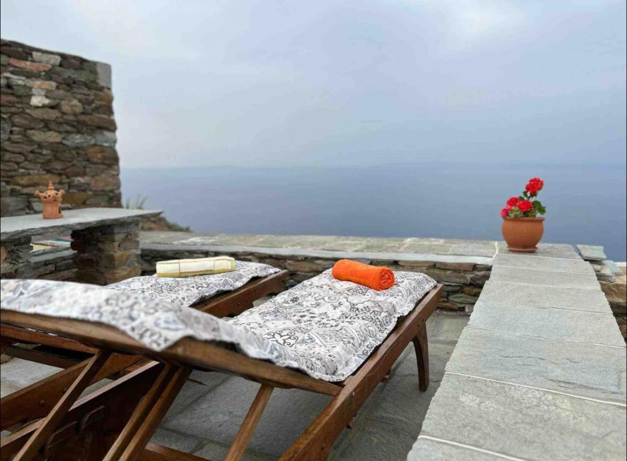 דירות Cherronisos  Diavrouxas House In Sifnos מראה חיצוני תמונה