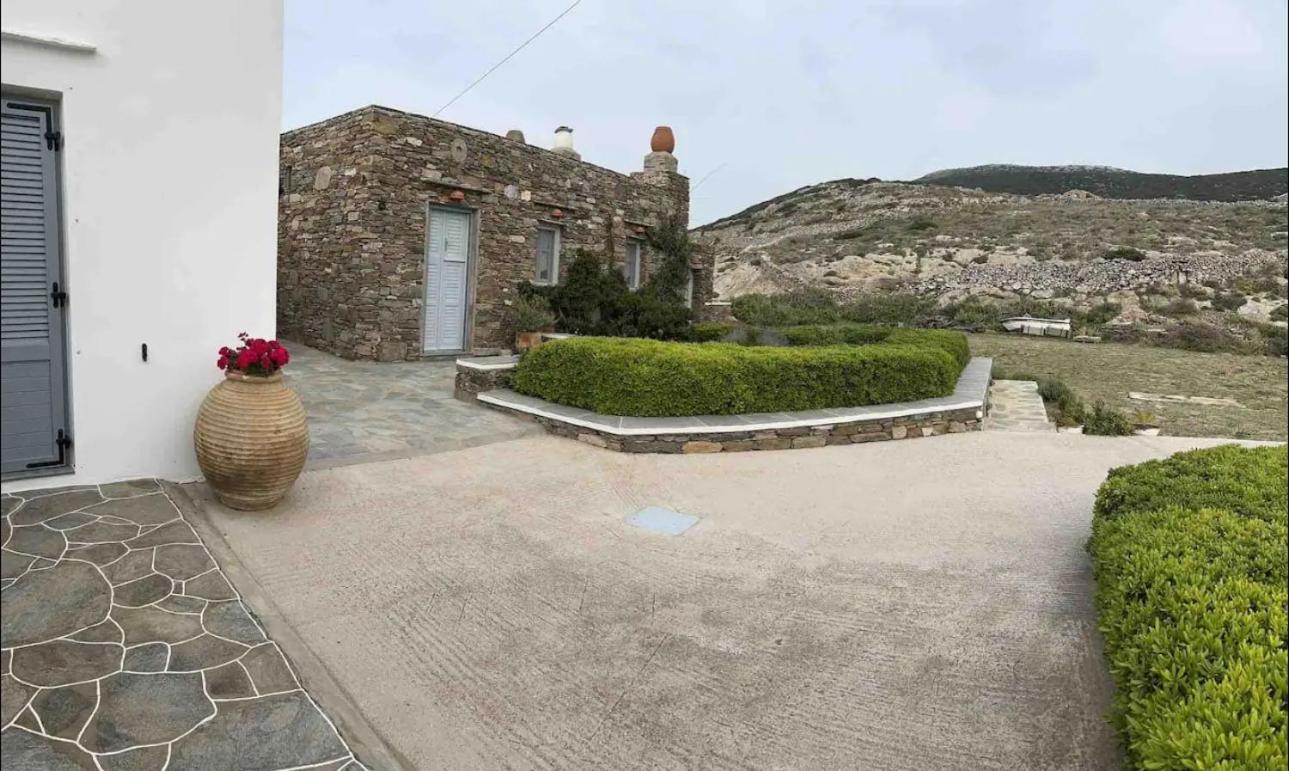 דירות Cherronisos  Diavrouxas House In Sifnos מראה חיצוני תמונה